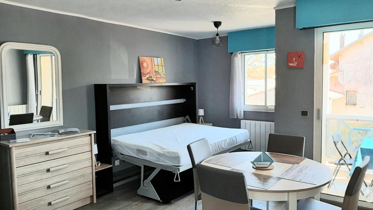 Le Petit Bleu De Didonne 28M2 150 M De La Plage Avec Balcon Saint-Georges-de-Didonne Luaran gambar